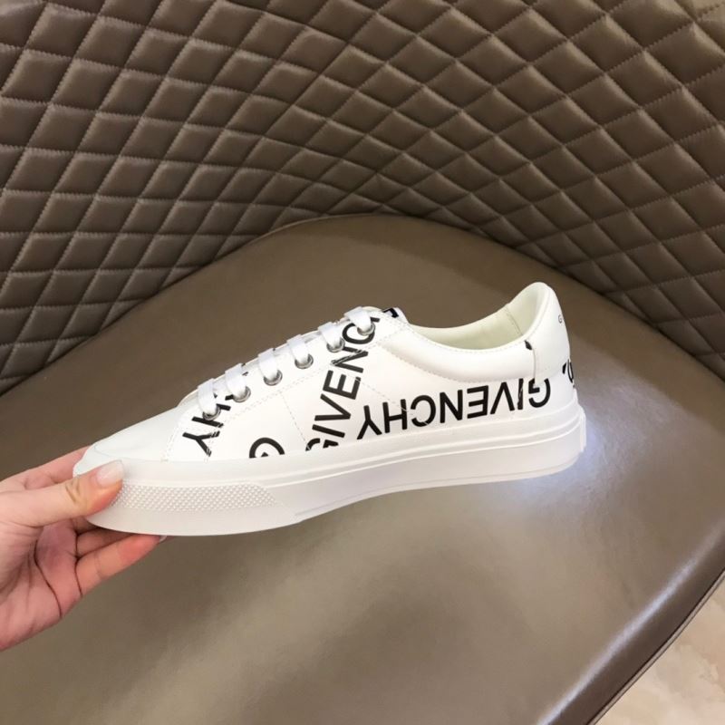 Givenchy Sneakers